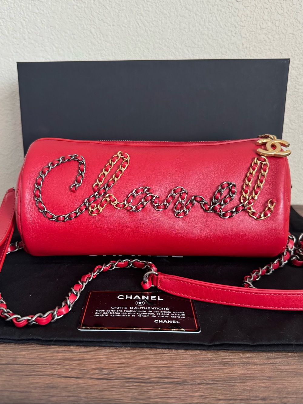 CHANEL Written in Chain Calfskin Leather Crossbody Bag - Picture 3 of 9